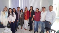 Adilson de Oliveira, Samir Ali e Wilson Tabalipa participam de apresentação de projetos inovadores para o Hospital Regional