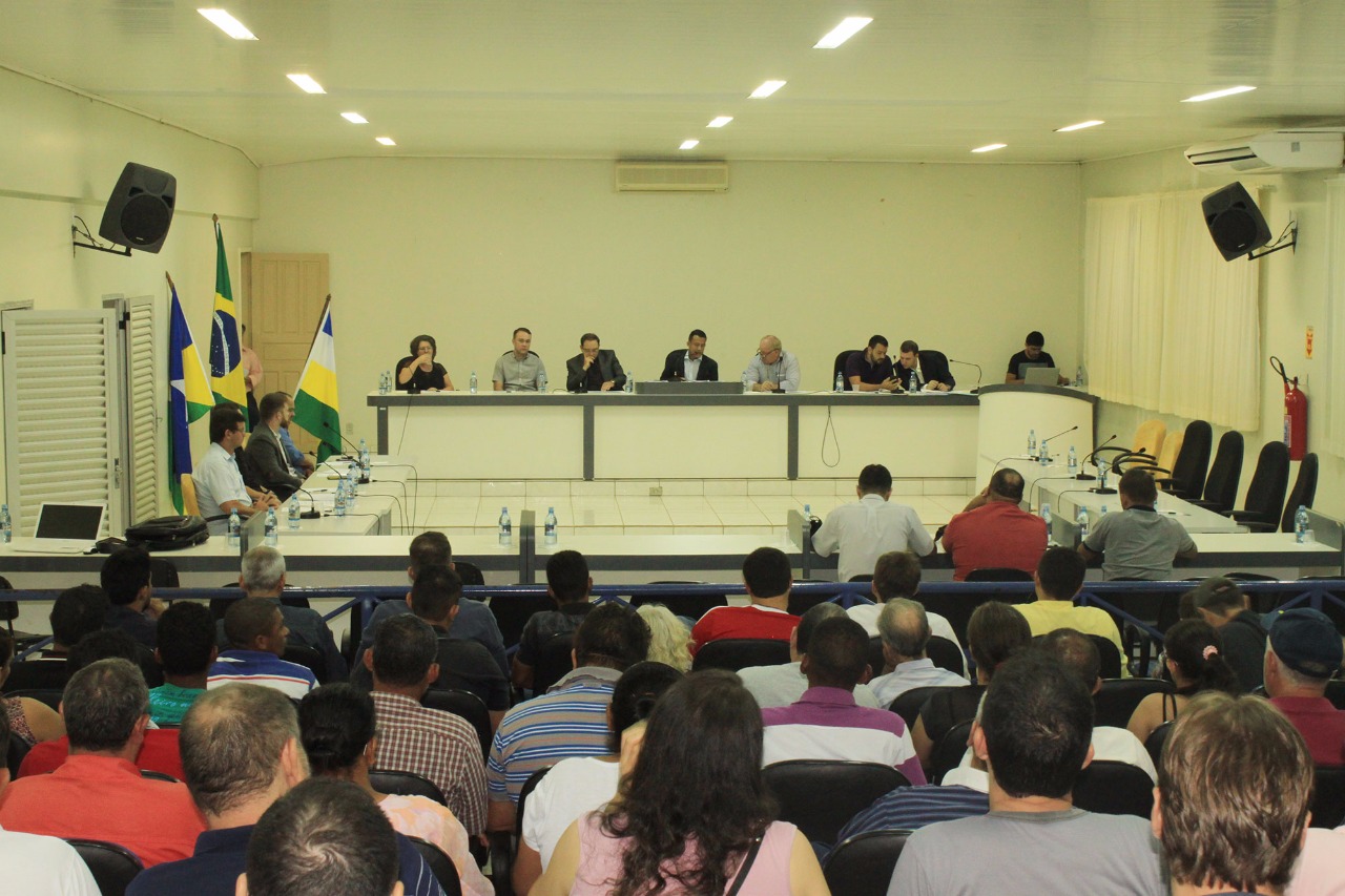Audiência Pública promovida pelo vereador França Silva avança regularização de terrenos em Vilhena