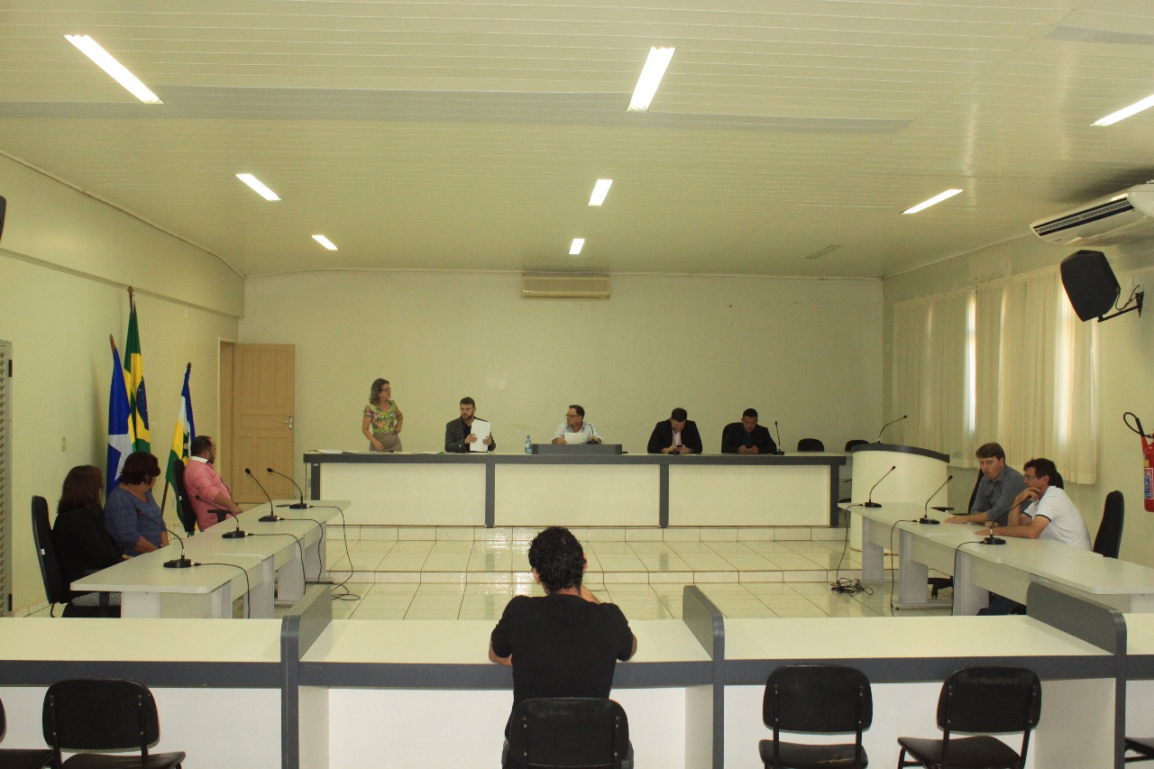 Câmara de Vereadores de Vilhena aprova Projetos de Lei de grande relevância em sessões extraordinárias