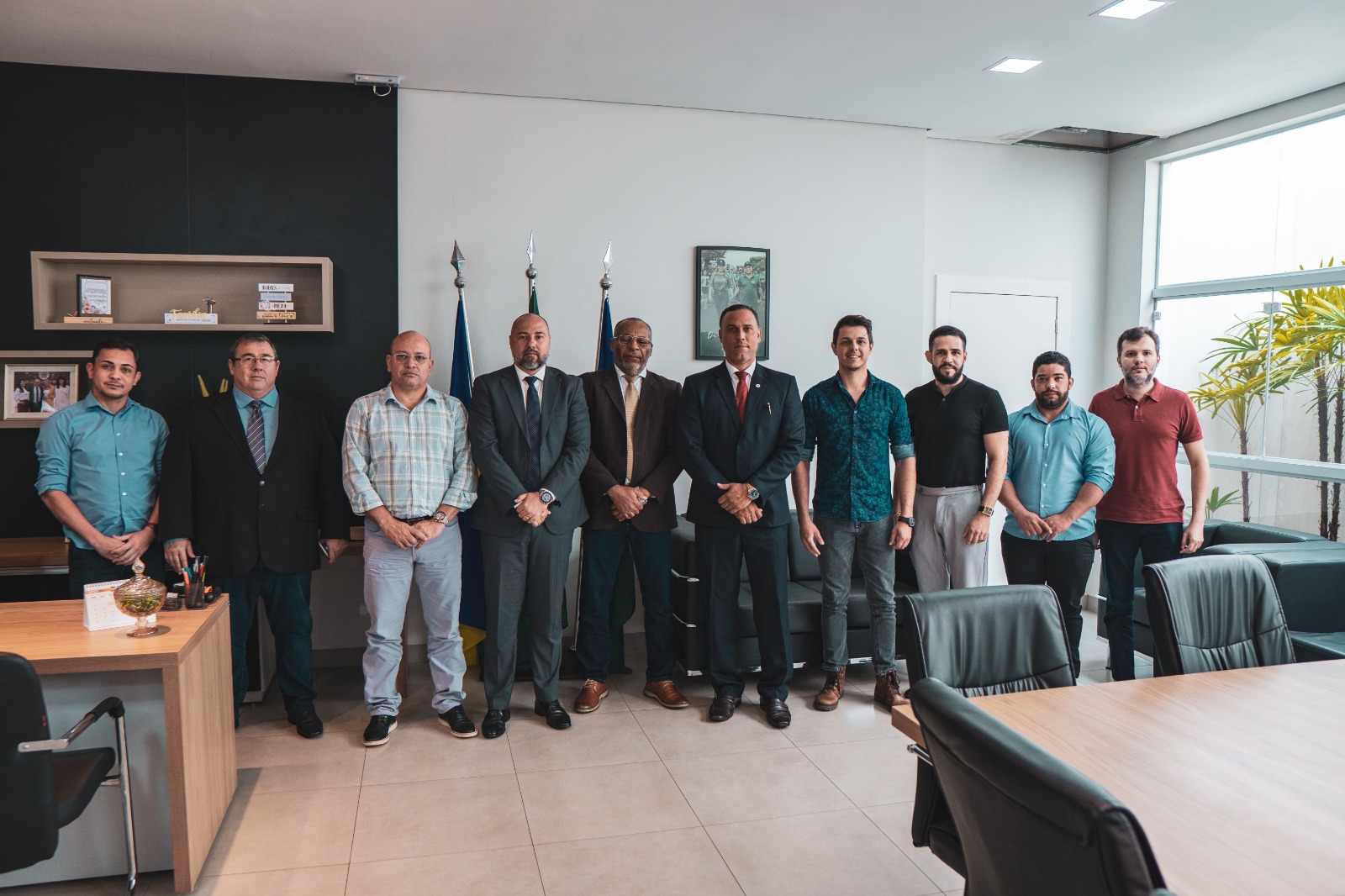 Câmara de Vereadores recebe Associação dos Procuradores Municipais de Rondônia em visita institucional