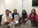 Presidente da Câmara Samir Ali recebe projeto de Lei do SUAS das mãos da secretária municipal de Assistência Social