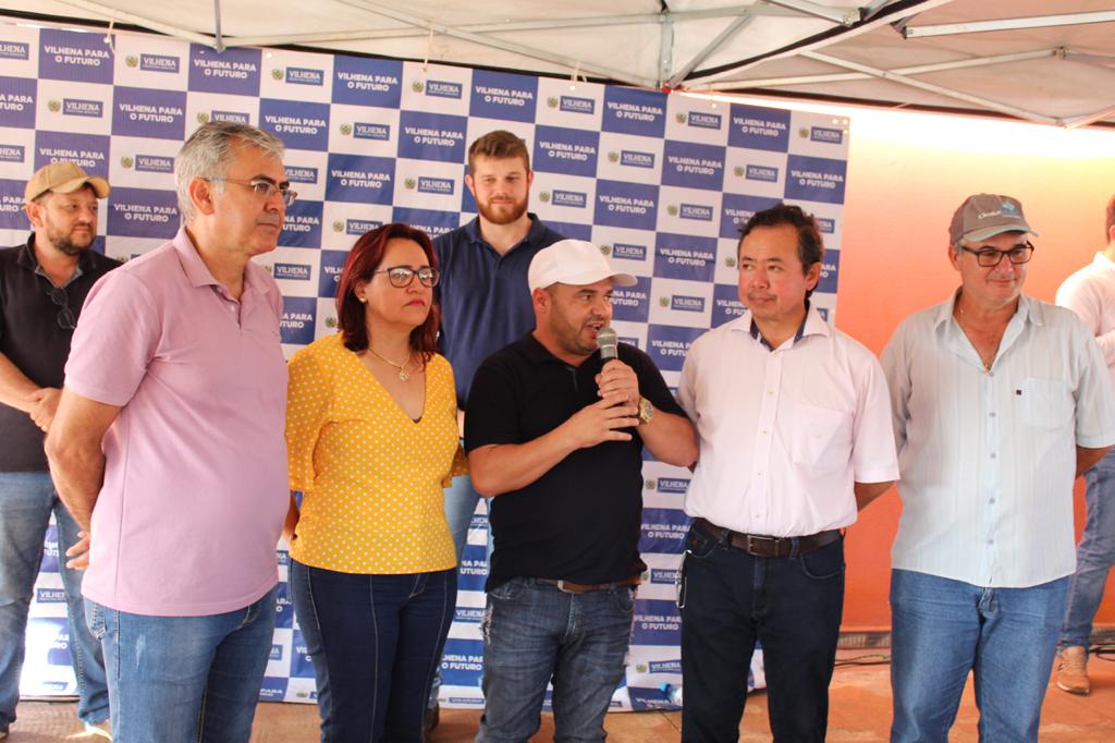 Ronildo Macedo comemora início da iluminação de LED na Melvin Jones no Cristo Rei