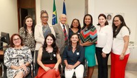Vereadora Vera da Farmácia participa do “Encontro Mulher, Política e Cidadania” em Brasília