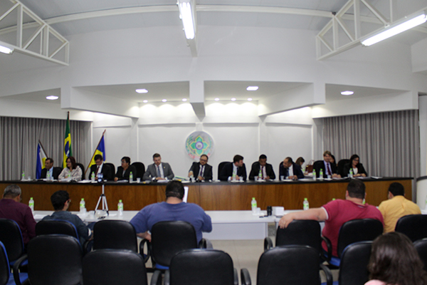 Vereadores aprovam mais de R$ 200 mil para a prefeitura de Vilhena