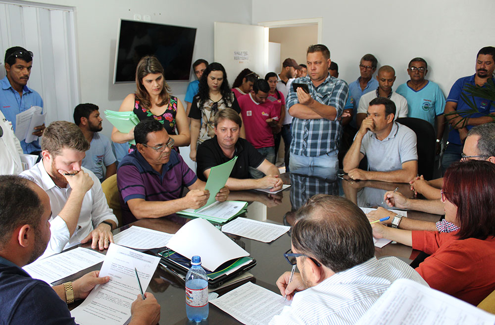 Vereadores aprovam regulamentação de transporte por aplicativos em Vilhena